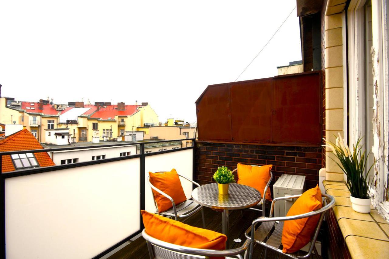 Waterfront River Side Roof Top Apartment - Terrace With City View Prague Luaran gambar